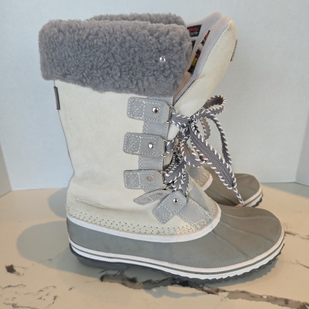 Eddie Bauer Women's Hunt Pac Thermafill Winter Boots Fur Suede Beige Size 7